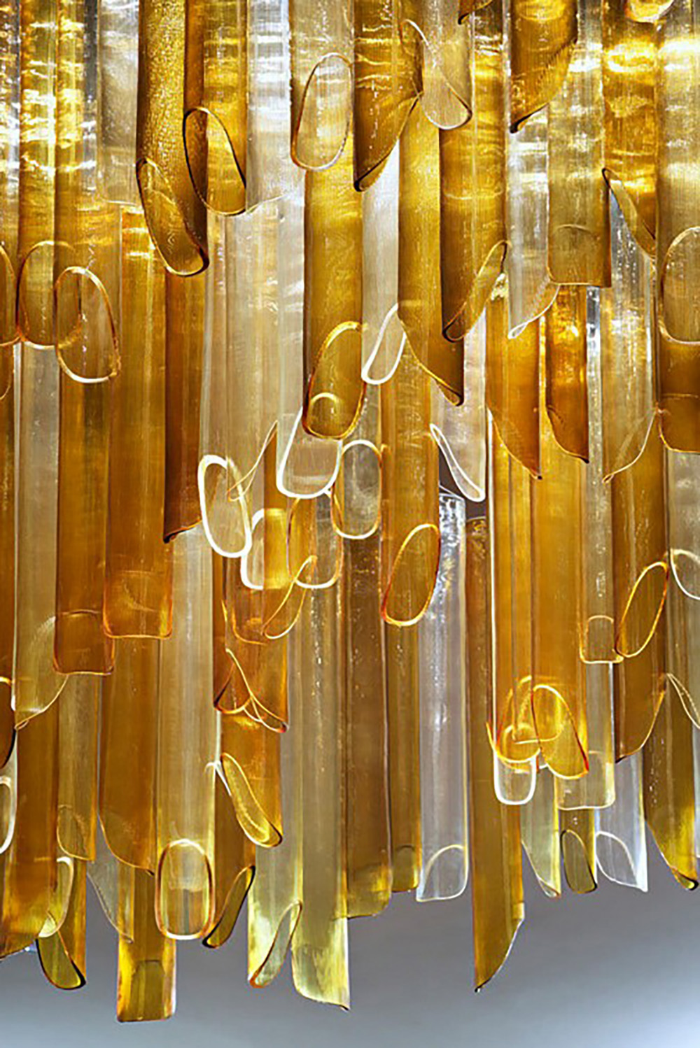 Colorful pendant light ceiling, luxurious pendant light, modern long villa hotel