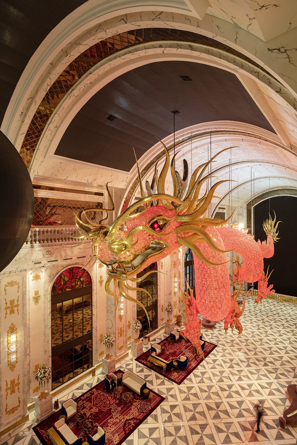 LED - lit Dragon Chandelier