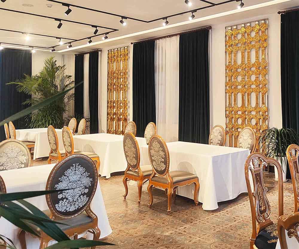 Luxurious crystal chandelier