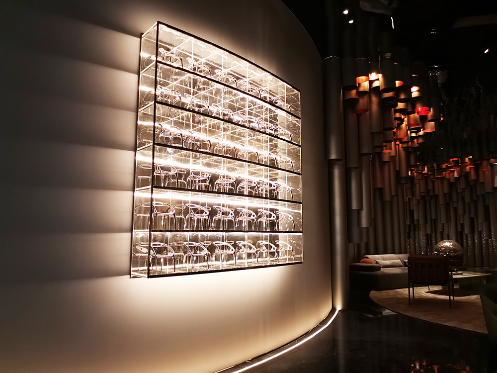 Luxurious acrylic chandelier