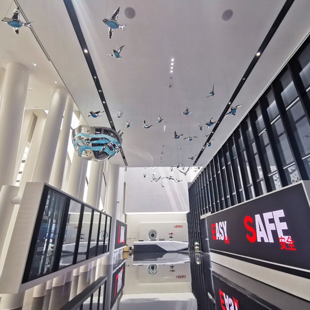 Innovative high-end chandelier