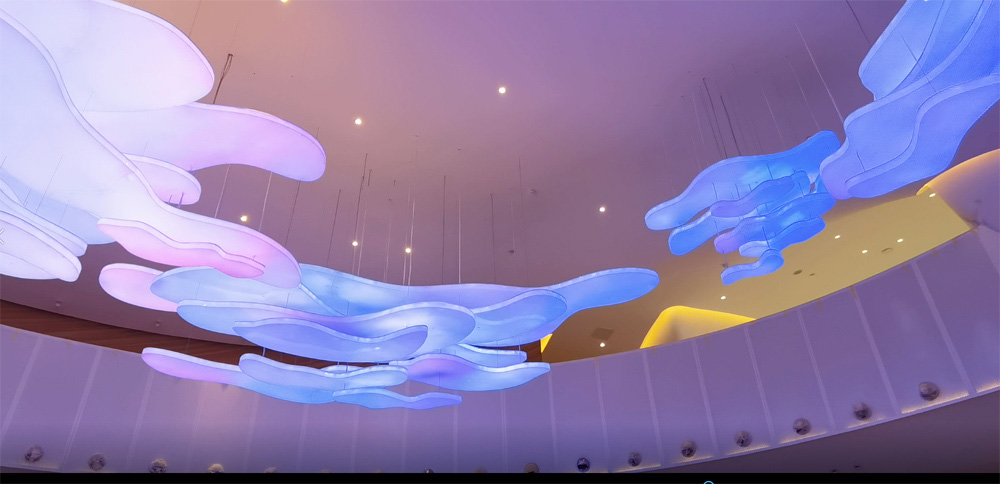 Chandeliers are designed by Chinese luxury designers Chandeliers are designed by Chinese luxury designers