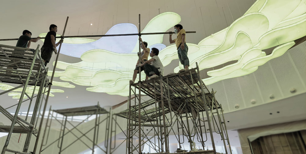 High-end custom-made large chandeliers High-end custom-made large chandeliers