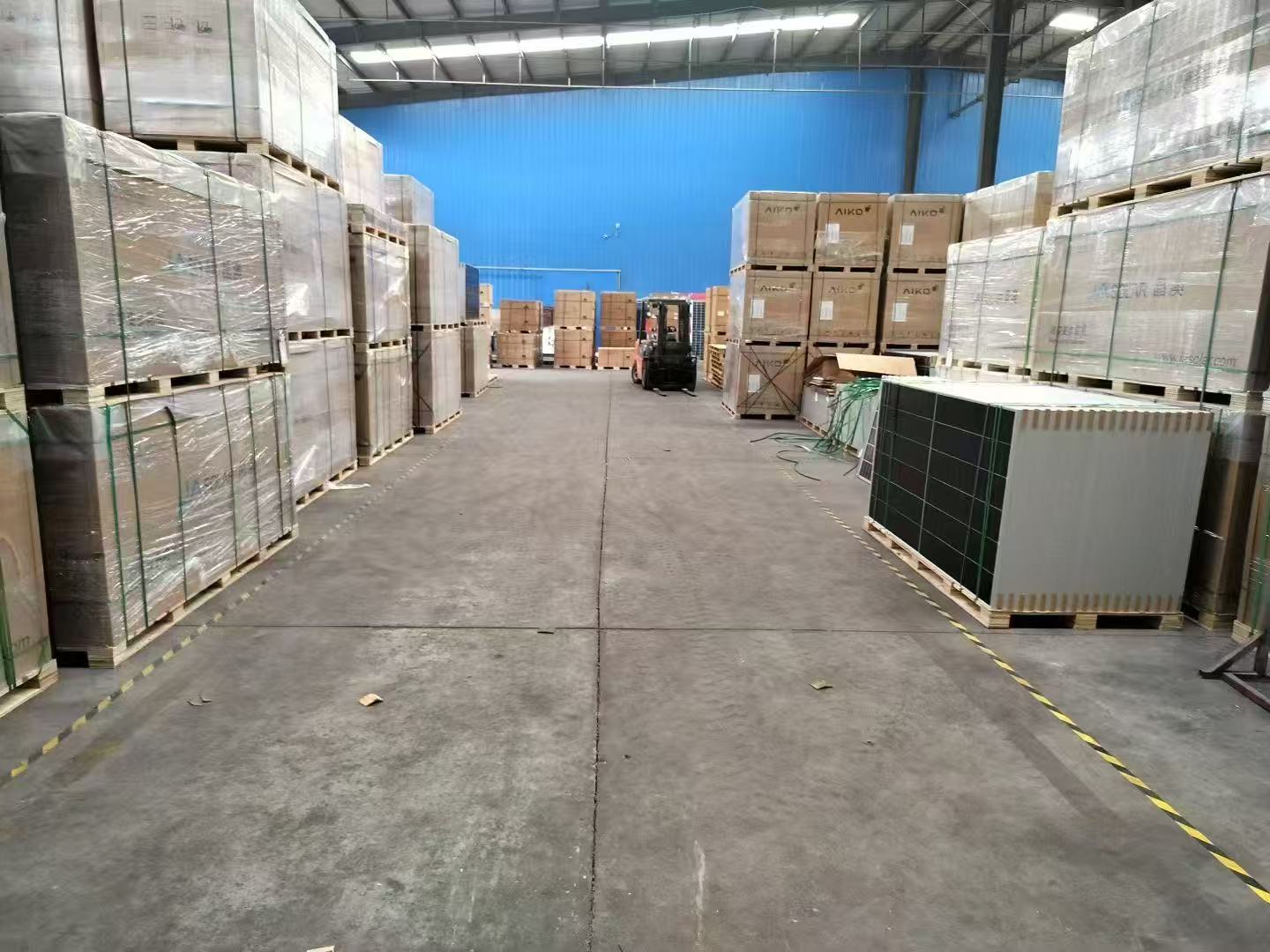 Solar Panel Container Loading