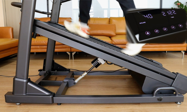 Tek na prostem v primerjavi s treningom na tekalni stezi: kaj je bolj primerno za vas?