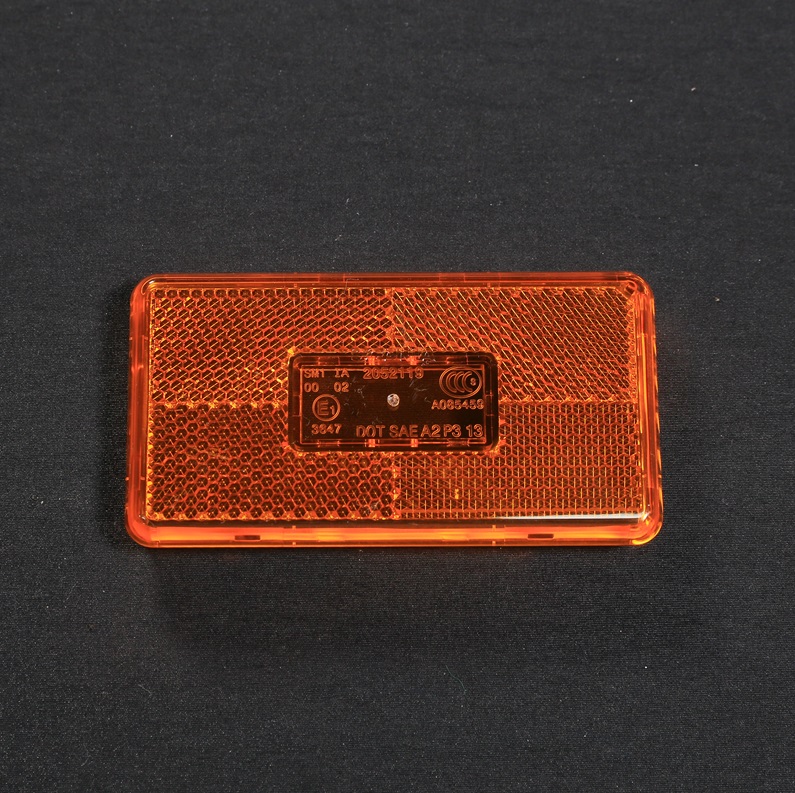 Injection Molding PMMA Acrylic Automotive Indicator Cap