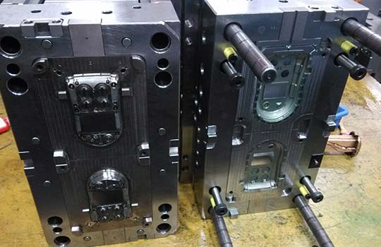 The main reasons for choosing two-color mold injection molding