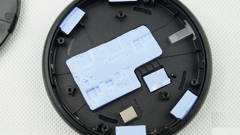 What Makes PC, Epoxy Board, and Mica Stand Out as Hard Heat-Dissipating Materials?