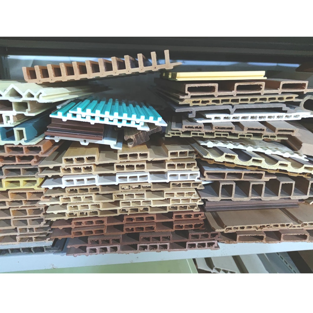 extrusion mold for PVC foamed ceiling mould