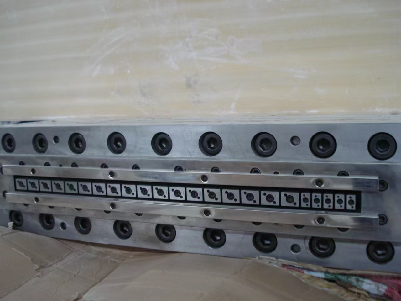 Tile mould