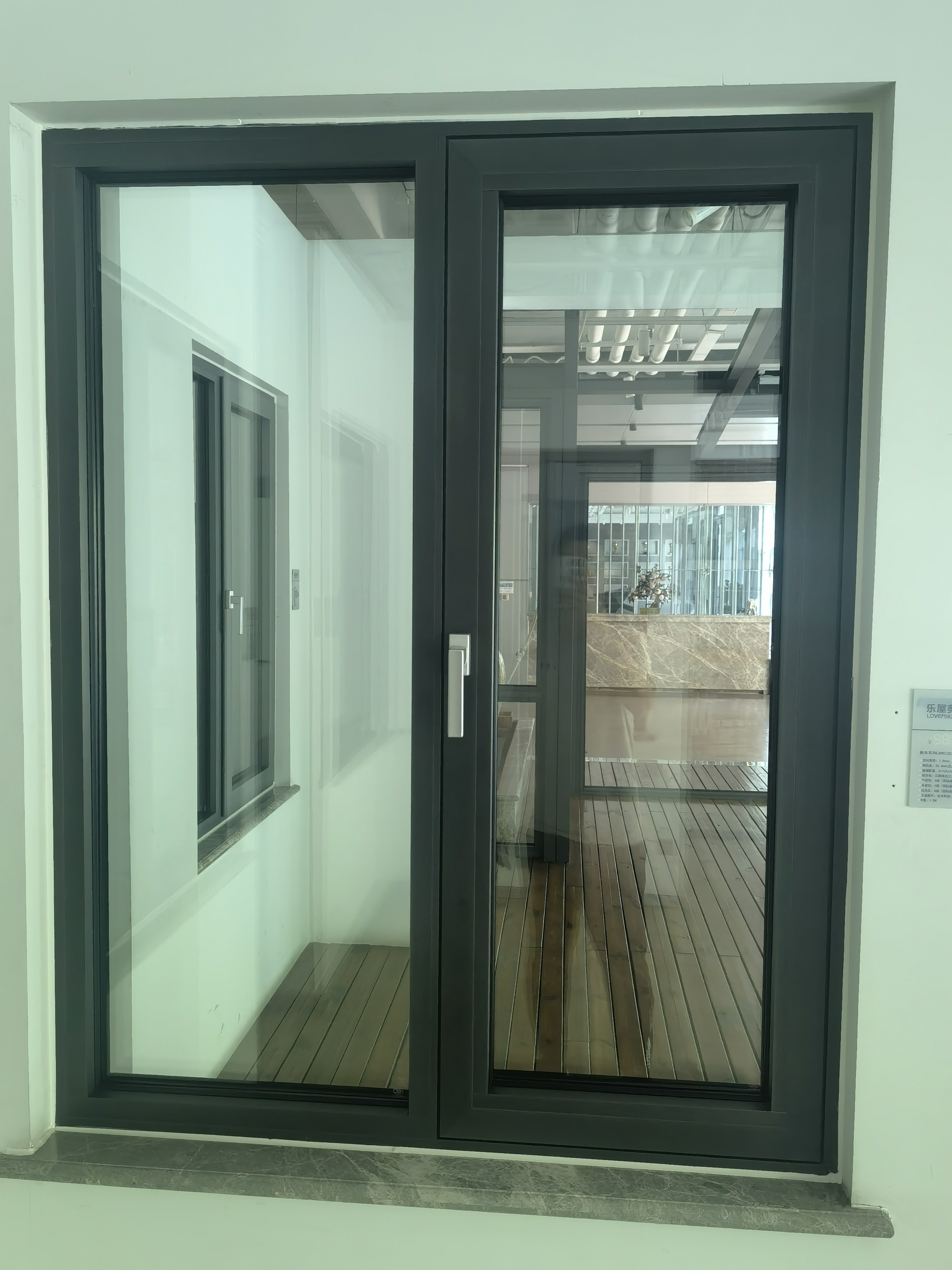 Casement Aluminum Window Casement Aluminum Window