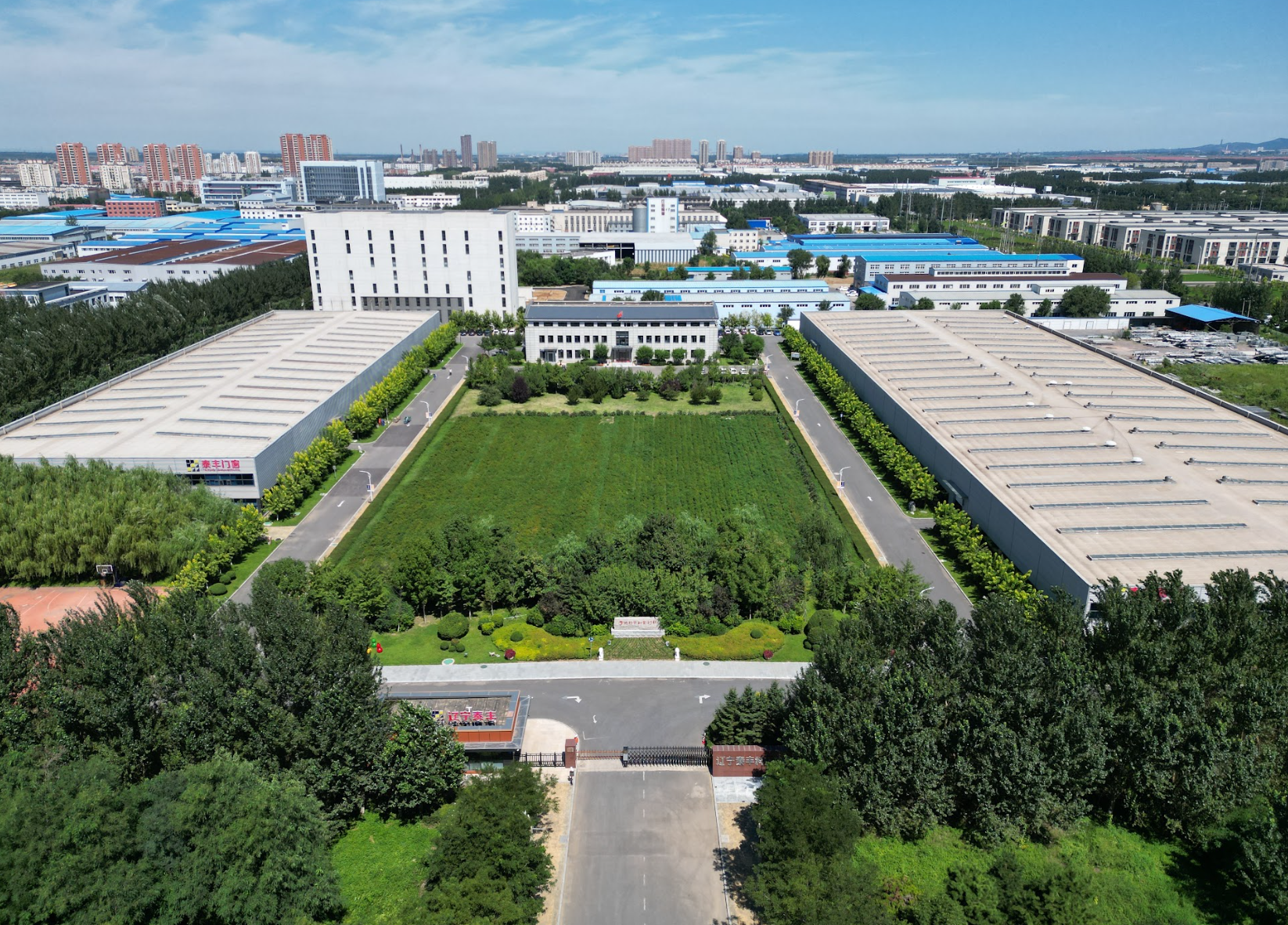 Point-fixed glass curtain wall Point-fixed glass curtain wall