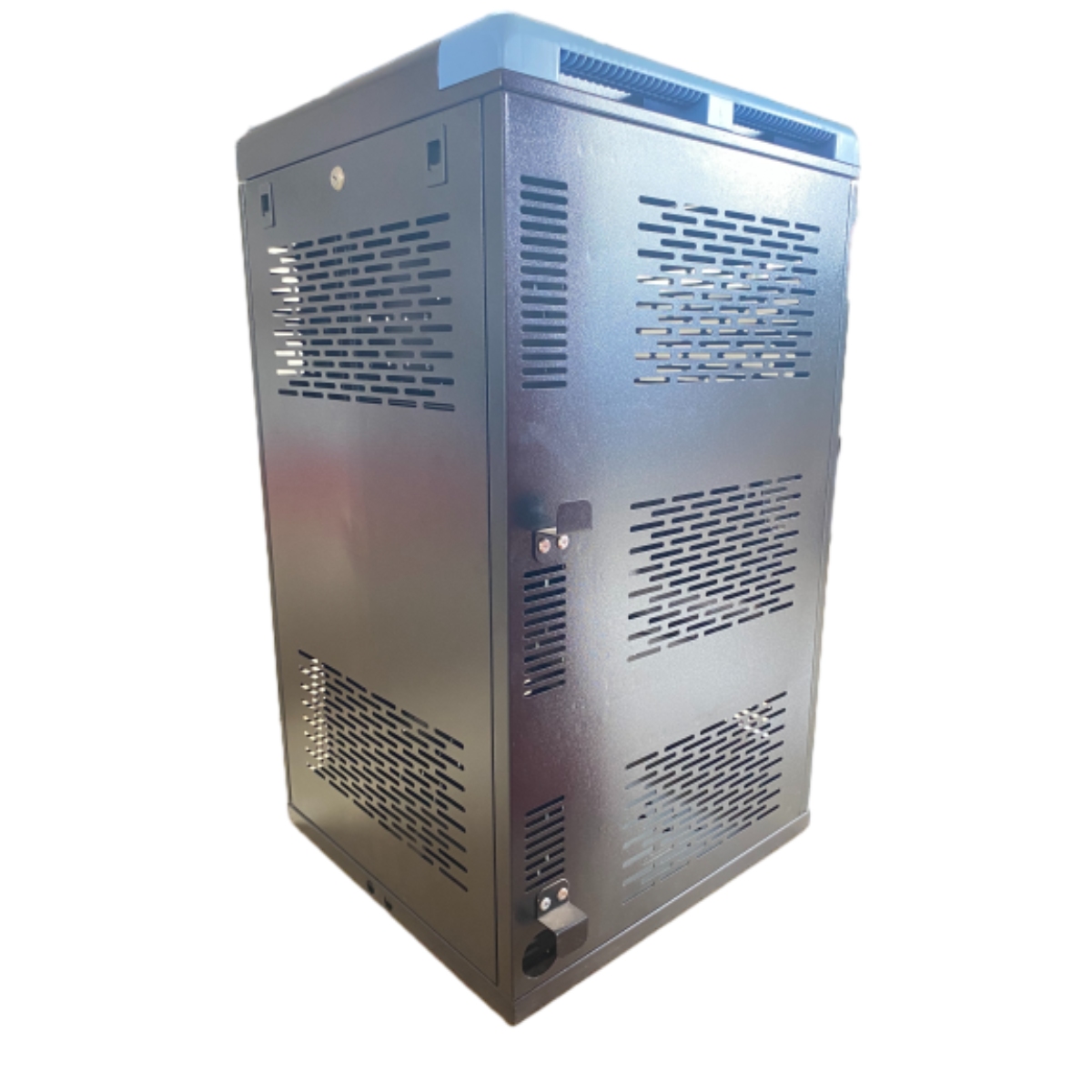 Which is better, aluminum or stainless for cabinets?