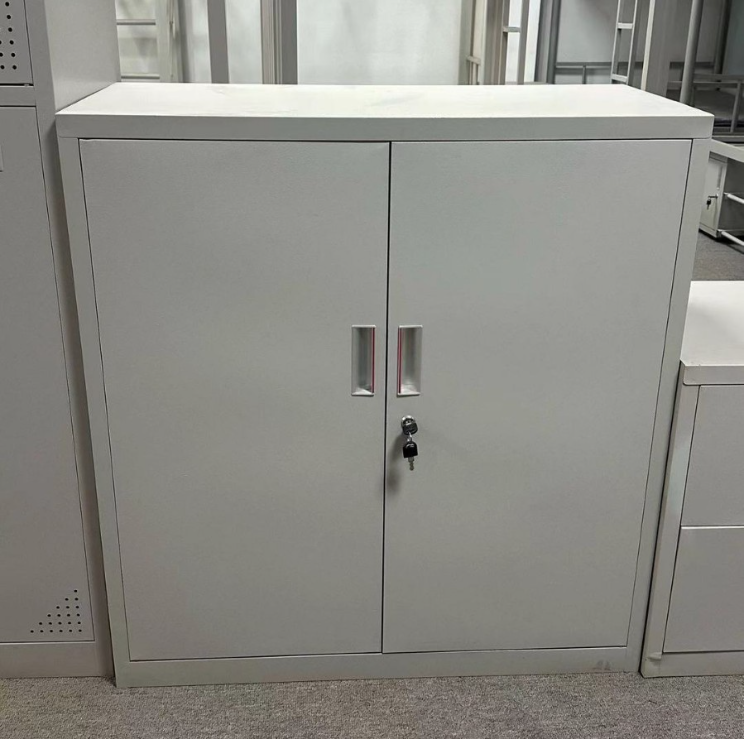 metal locker cabinet