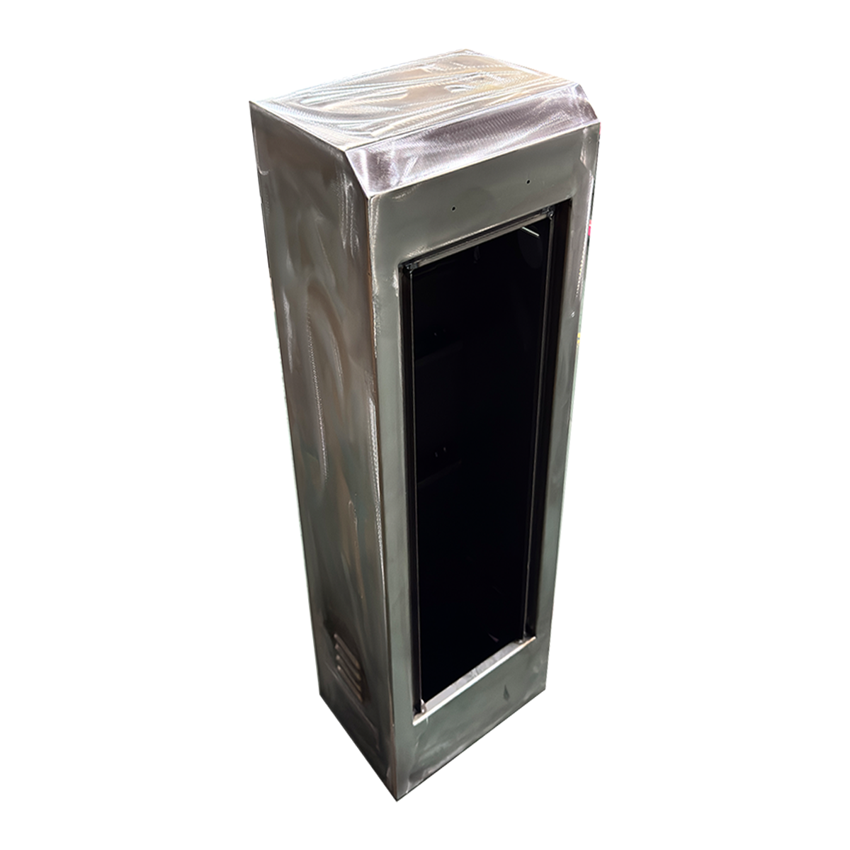 What are the disadvantages of metal furniture?