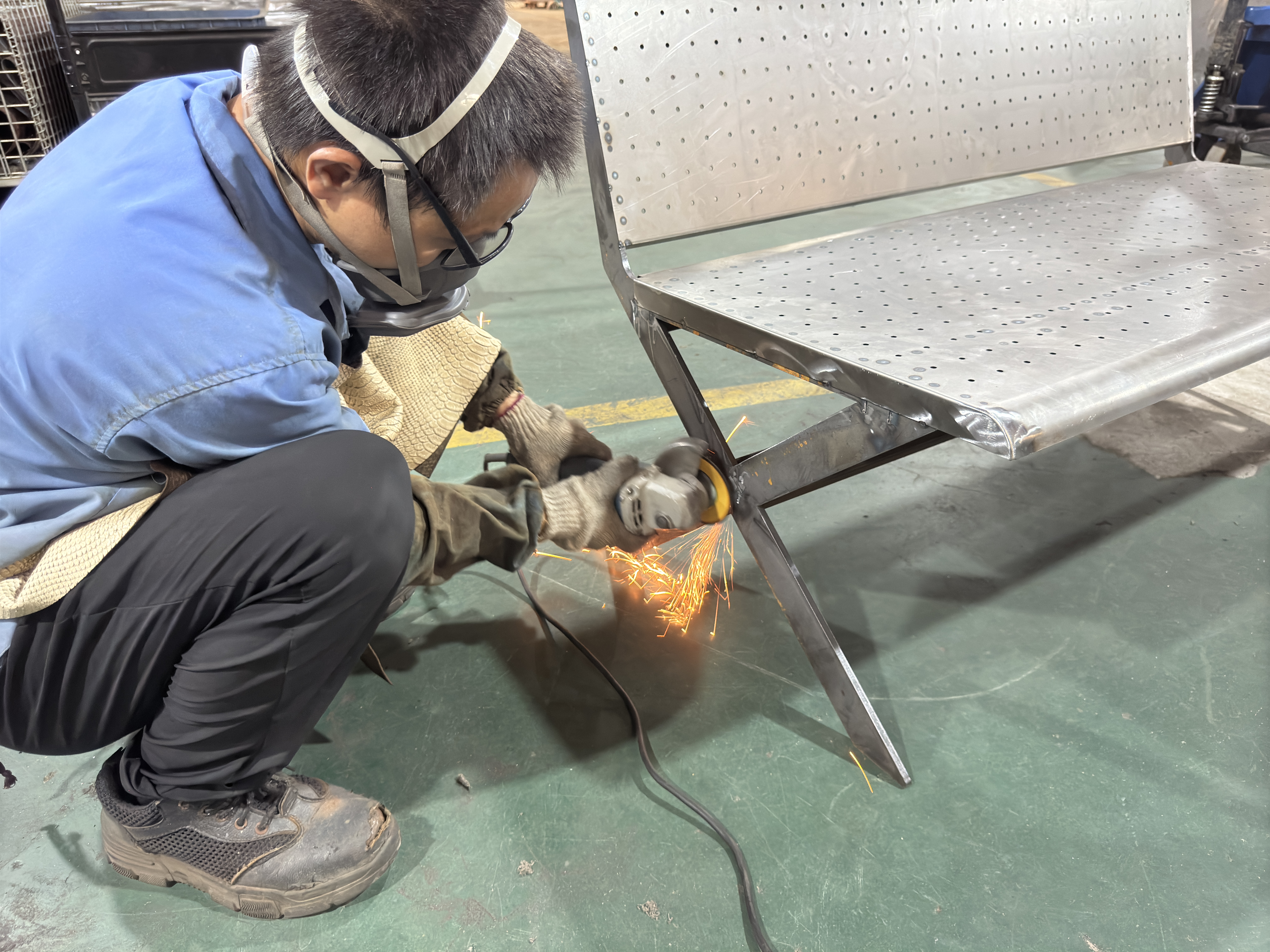 Professional Sheet Metal Fabrication: The Artisan's Choice for Custom Racks and Metal Frames