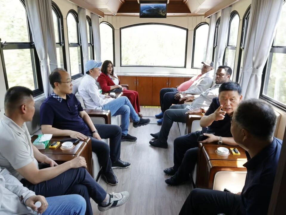 Deepen mining technical cooperation Deepen mining technical cooperation