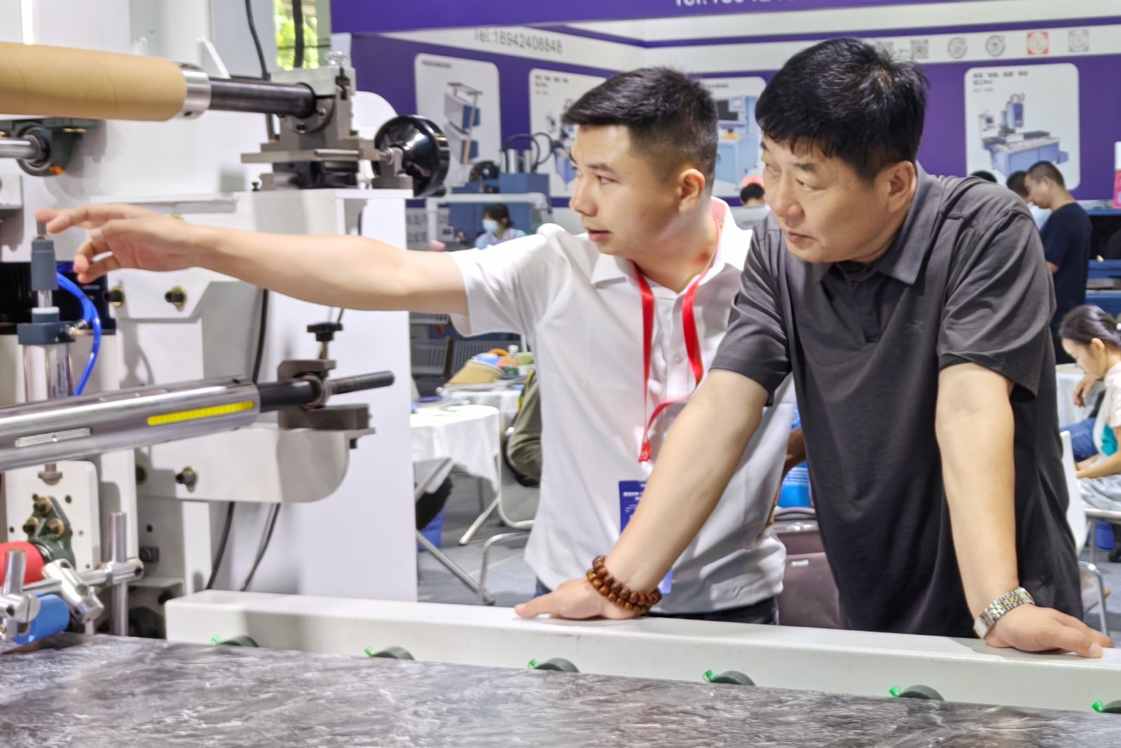 PUR Wrapping Machine