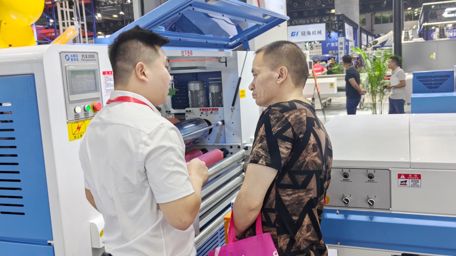 PUR Wrapping Machine