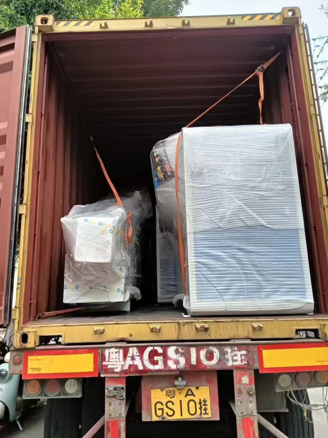 cold glue wrapping machine