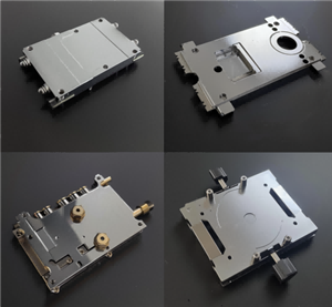 Модуль охлаждения пластинчатого водоохлаждающего устройства с рекуперацией тепла чипа
