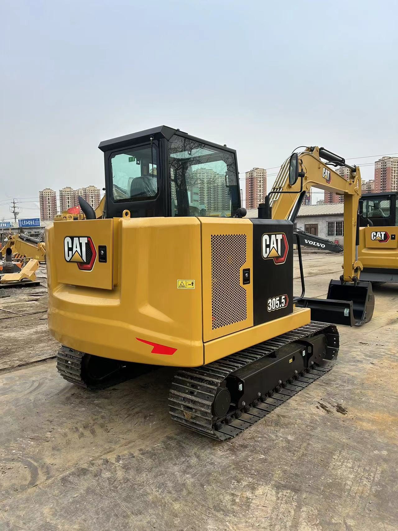 Used CAT Excavator 305.5 Medium Excavator 33 Tons