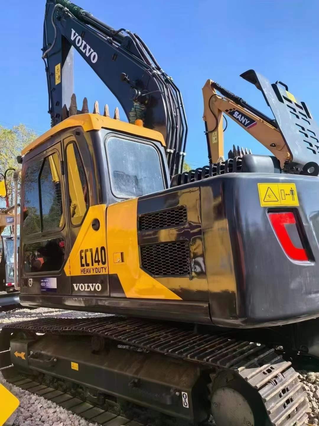 Volvo used Excavator EC140 Medium Excavator 33 Tons