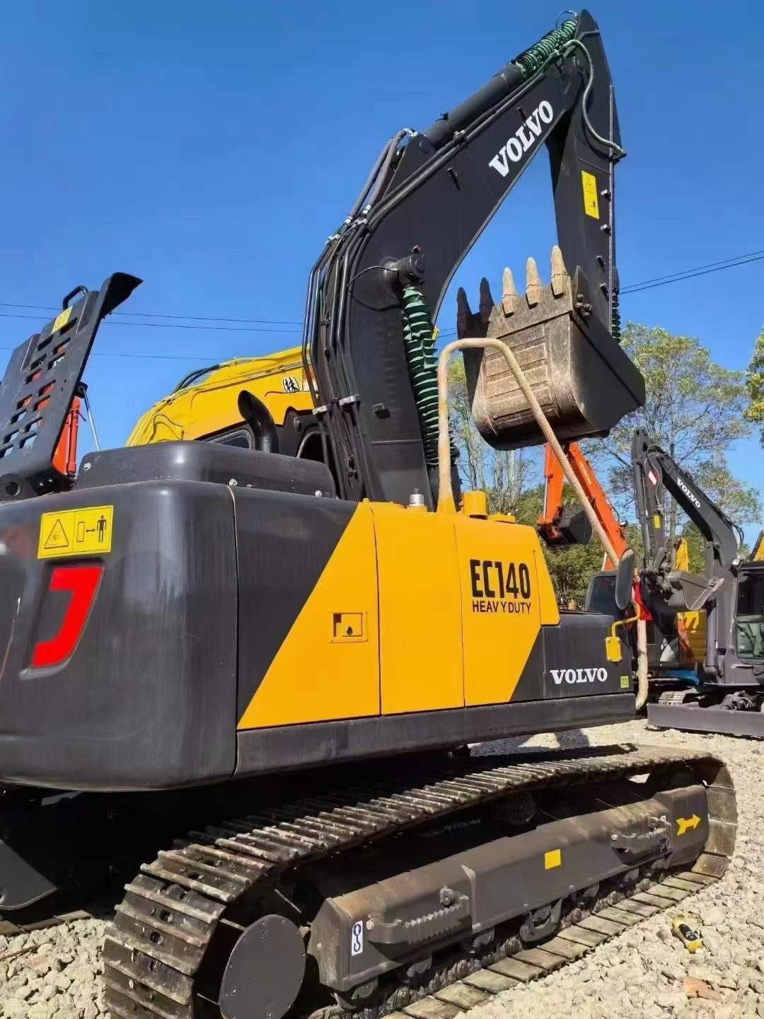 Volvo used Excavator EC140 Medium Excavator 33 Tons