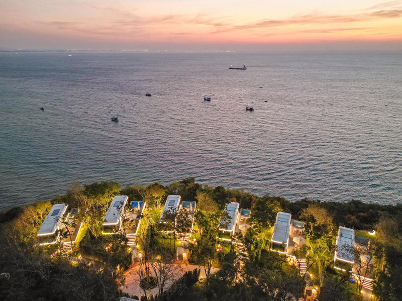 Space Capsule Houses Lead to A New Housing Experience