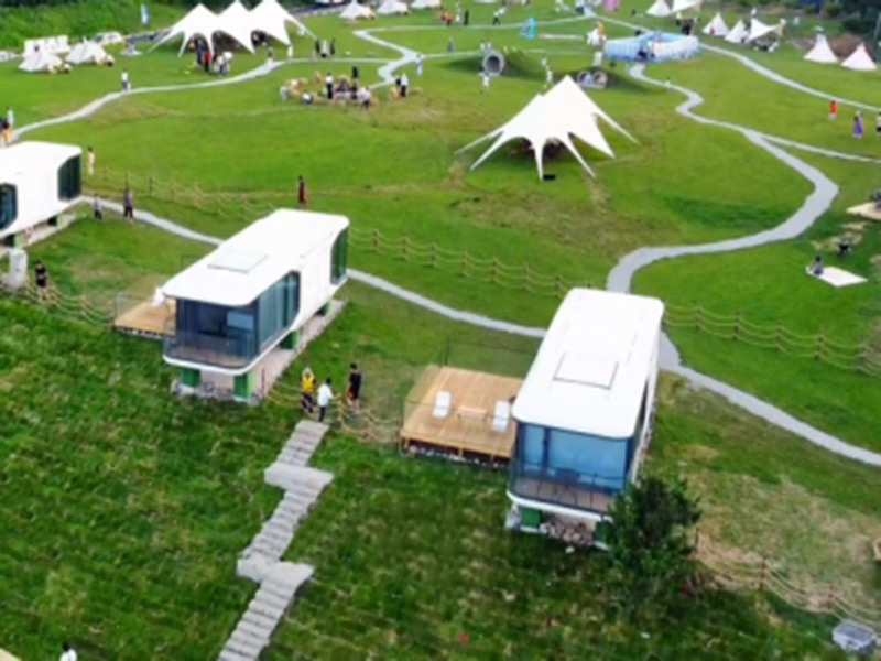 Space Capsule House, A New Vacation Experience