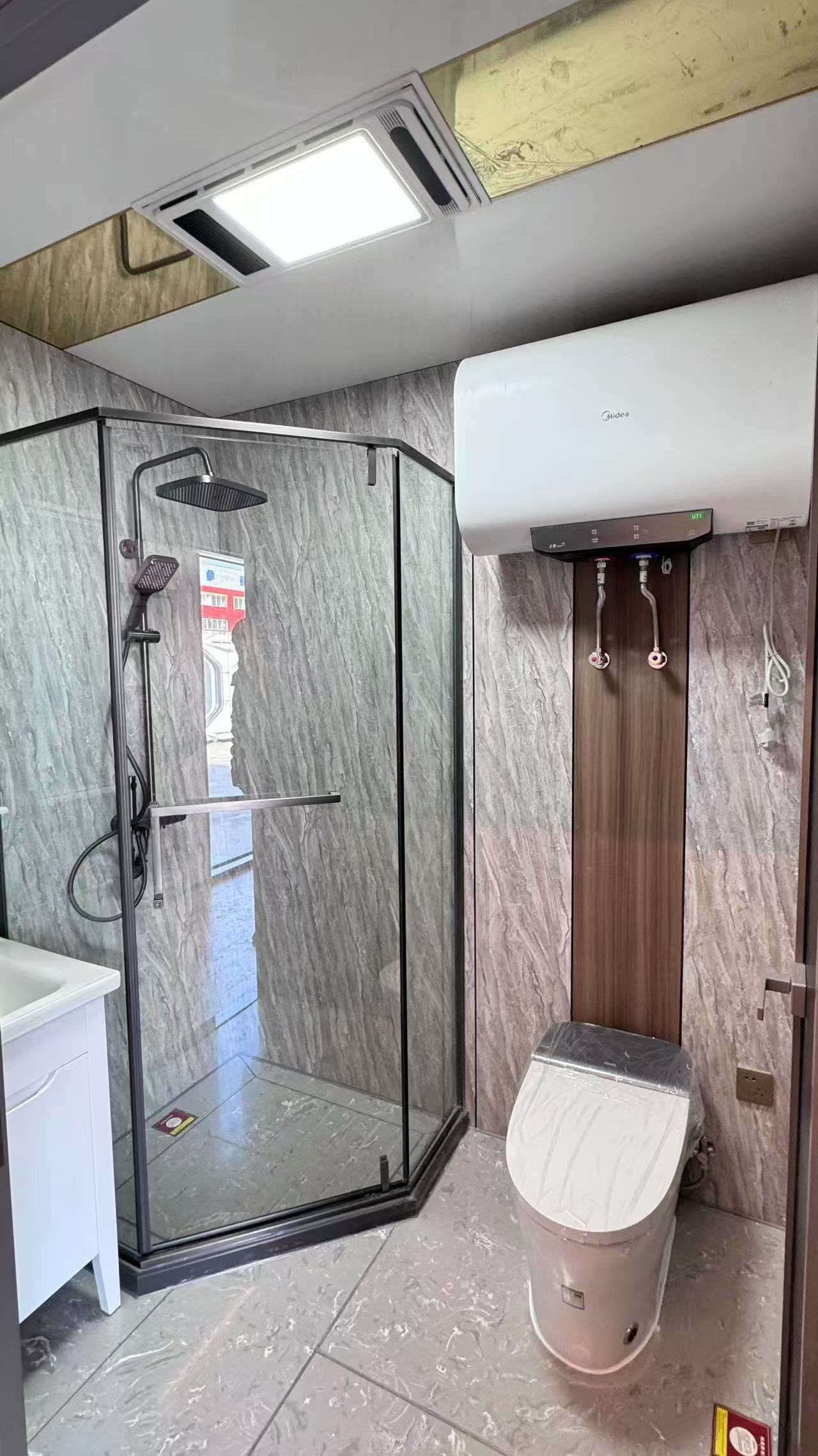 space capsule house