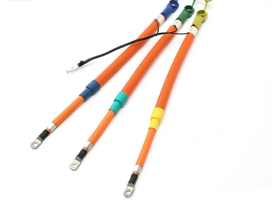 Экранированный жгут проводов высоковольтного силового кабеля с рейтингом ЭМ