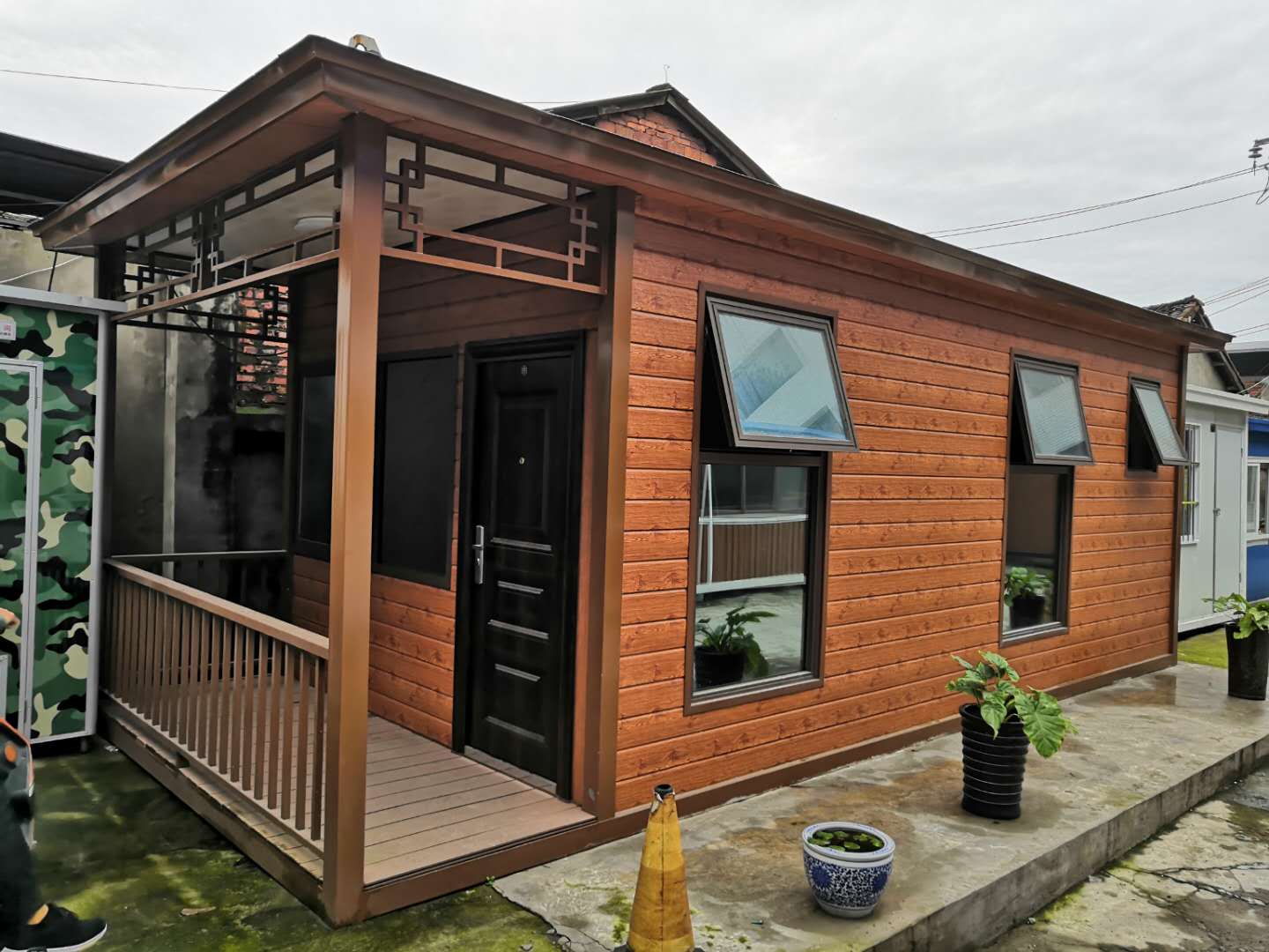 Self Built Movable Houses For Earthquake Resistance