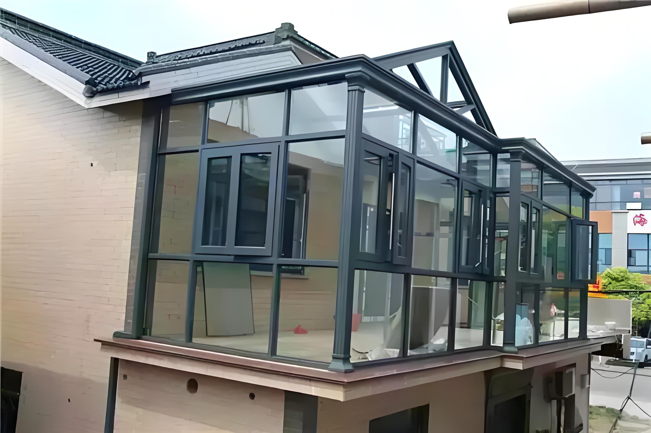 Véranda en verre et sunboard