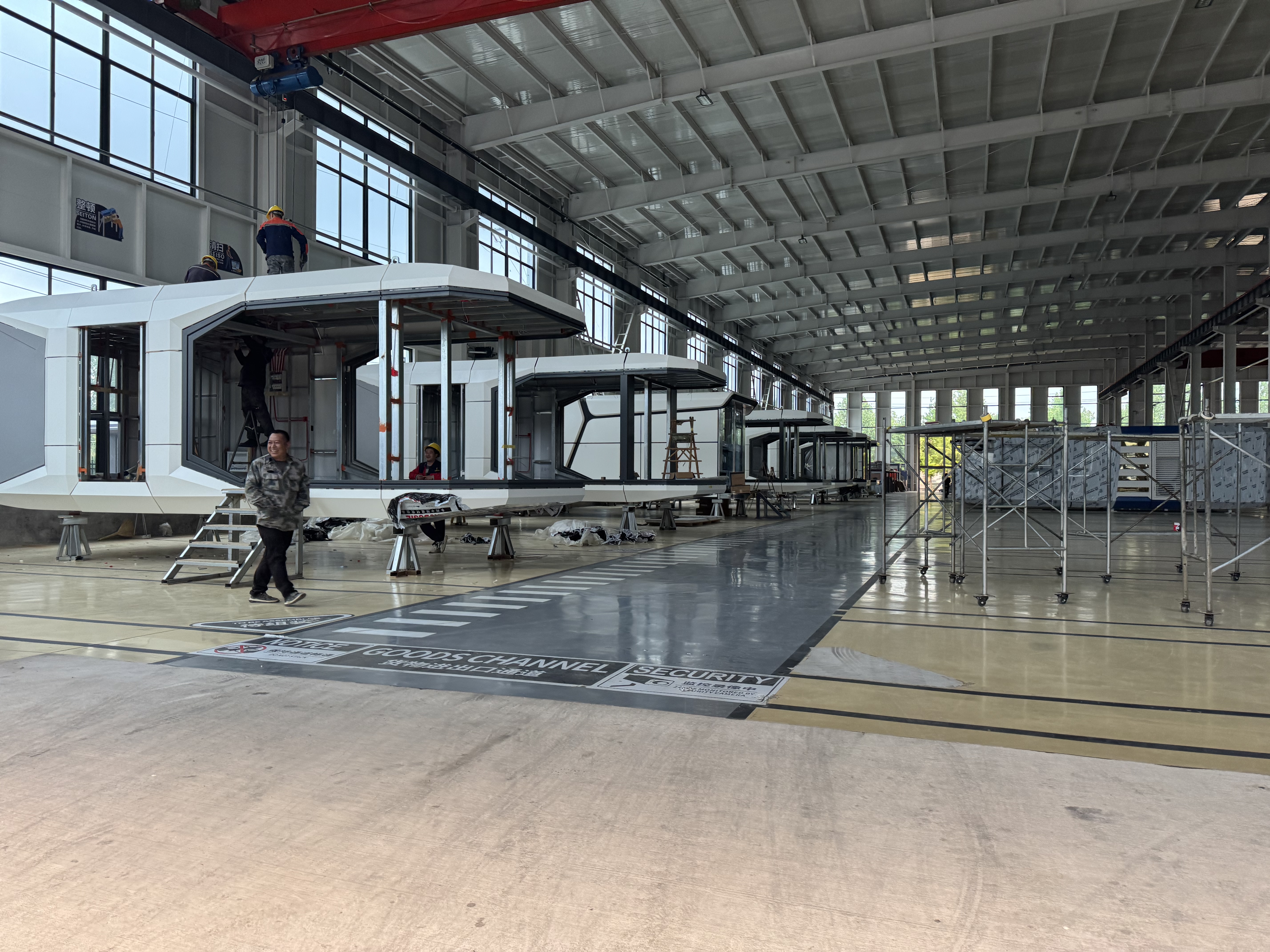 Refined Space Cabin Decoration