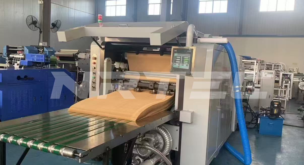 Z fold paper machine Z fold paper machine