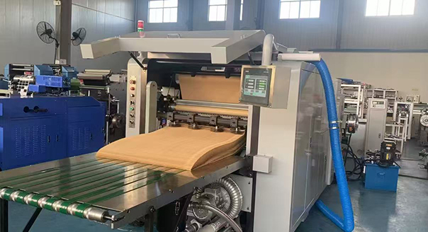 Global Gold Supplier Automatic Production Folding Kraft Paper Processing Line Packaging Cushion Fanfold Paper Making Machine
