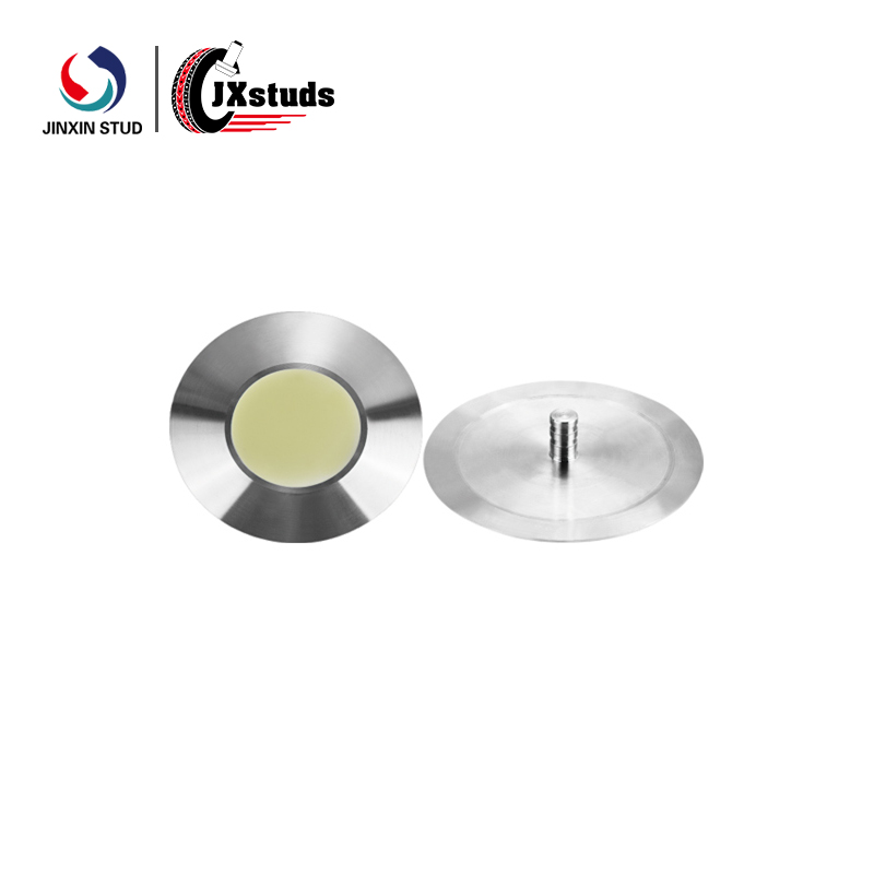 Представляем вашему вниманию превосходные характеристики наших тактильных шипов для дорожного покрытия — почему стоит выбрать именно нас?