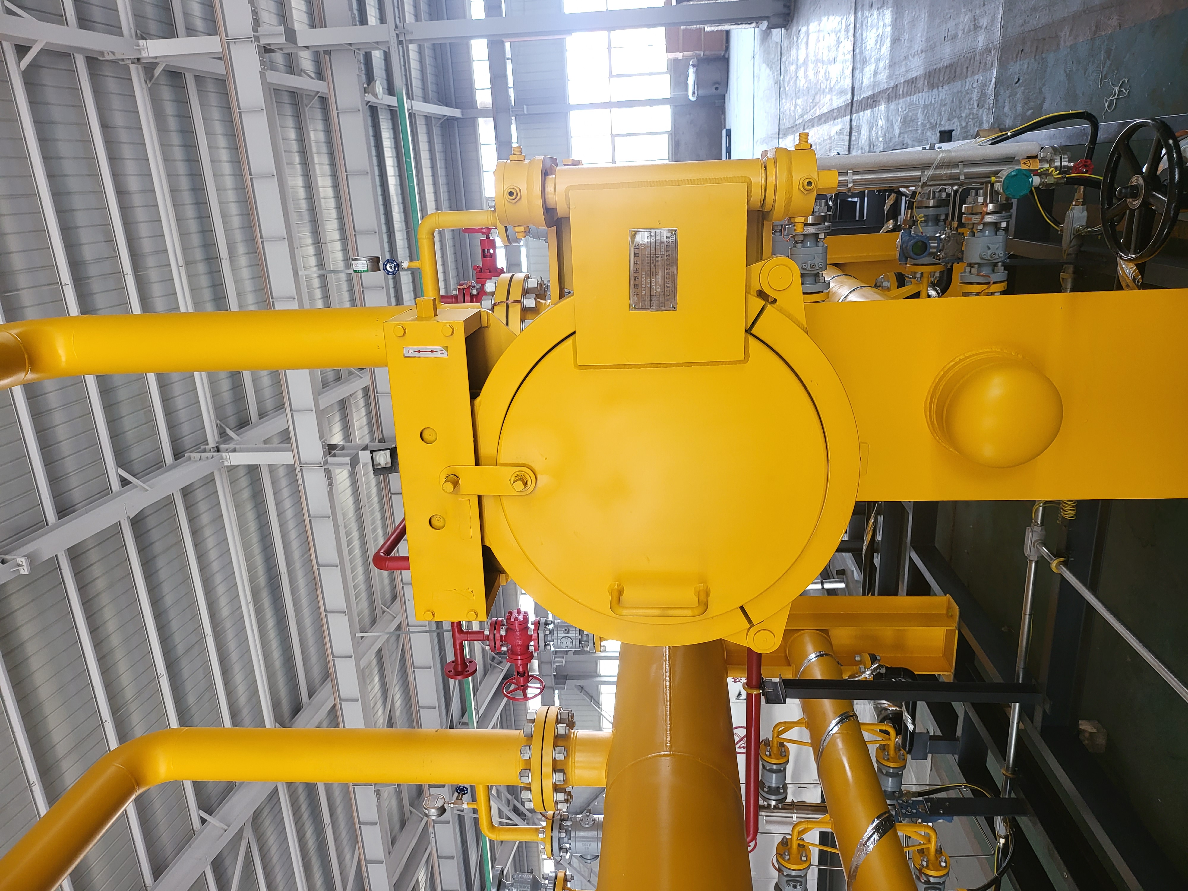 Quick opening closure