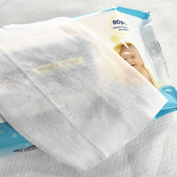 Dissoudre et disparaître : l'avenir des lingettes écologiques est là