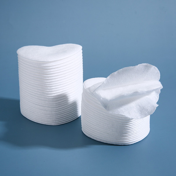 Pourquoi les disques de coton écologiques sont l'avenir de l'industrie de la beauté