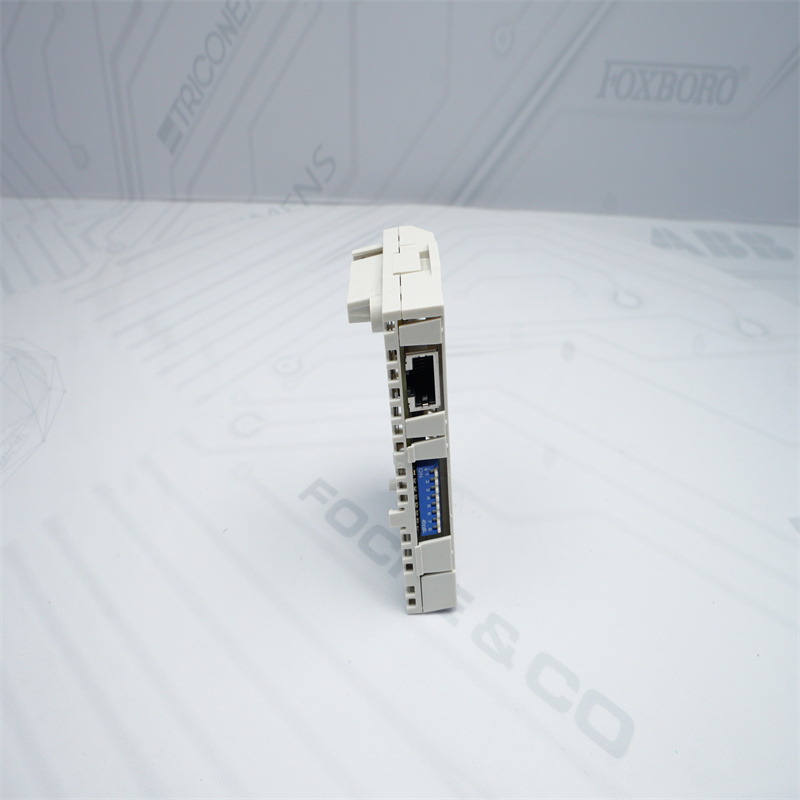 ABB RETA-02 Ethernet adaptör modülü
