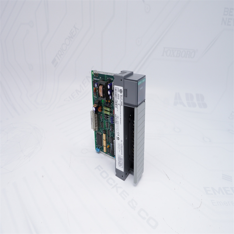 Módulo de E/S de combinação analógica AB 1746-NIO4V