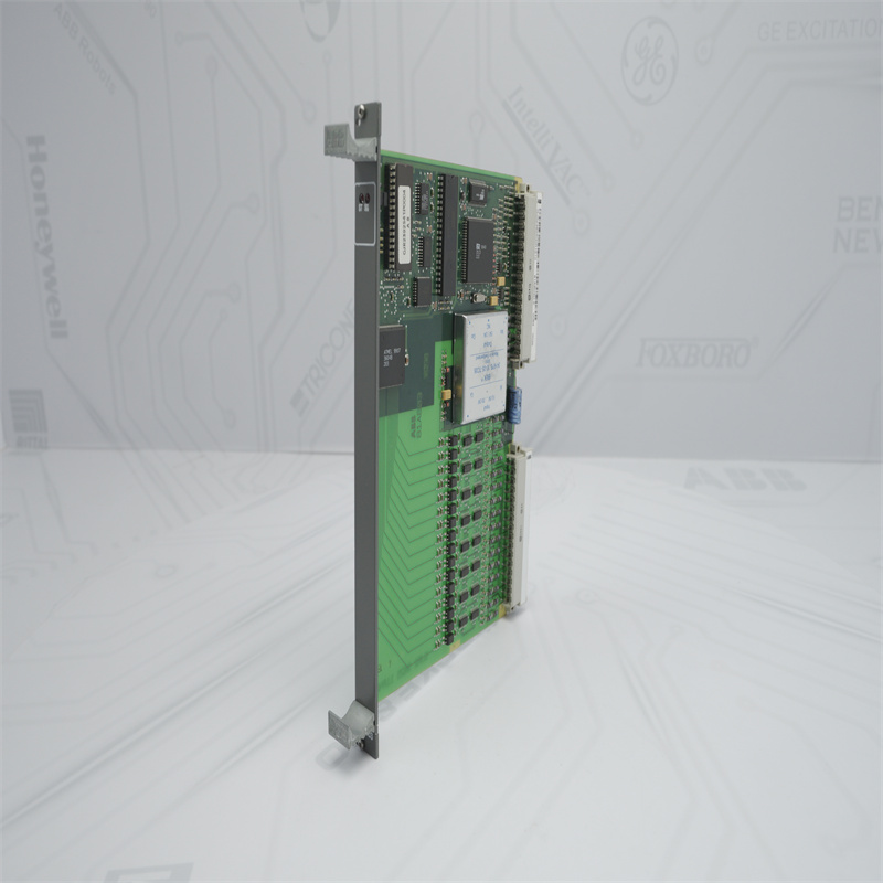 Módulo de saída ABB GJR2392500R1210 81AB03D-E