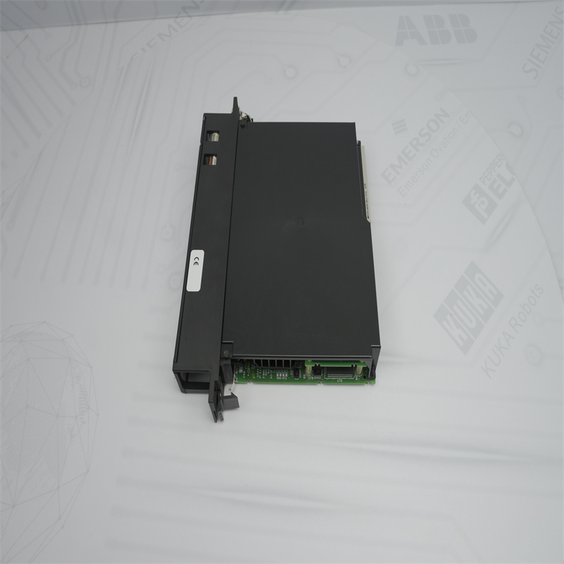 Unidade de Processamento Central GE IC697CPM915-AA