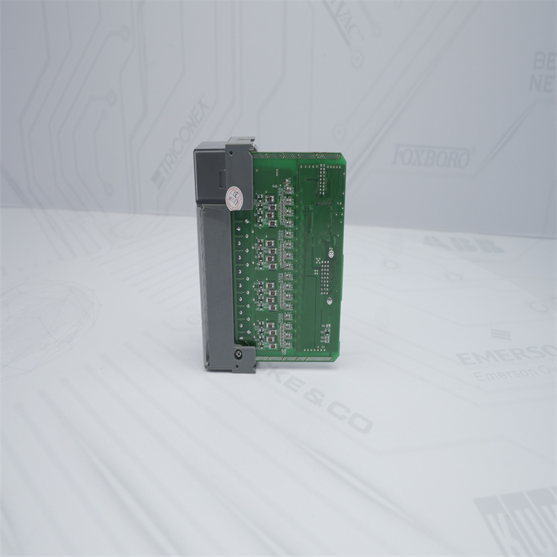 Módulo de saída digital DC AB 1746-OB16E