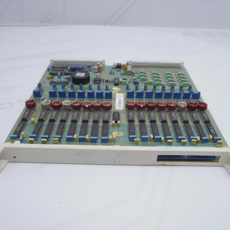 ABB DSA0130 57120001-FG Analog Çıkış Modülü