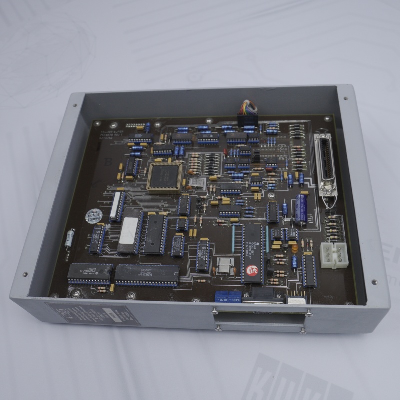 SQ-300 Power Guard Voltaj Regülatörü