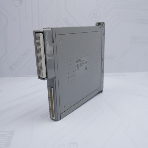 Interface de comunicação confiável T8151C ICS TRIPLEX