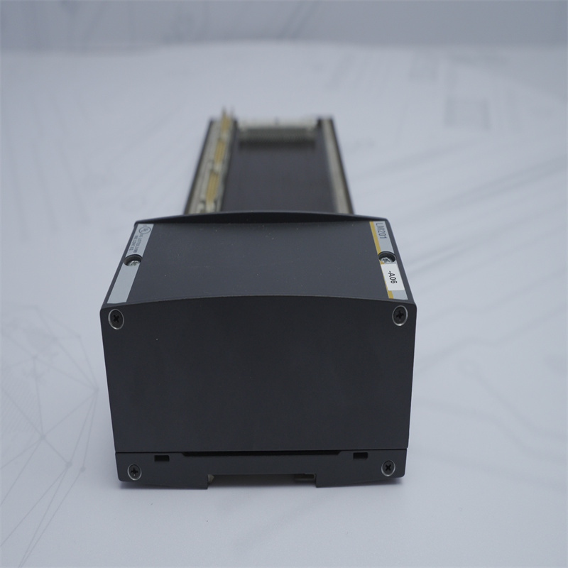 Módulo de hardware do controlador BACHMANN BS206 M1